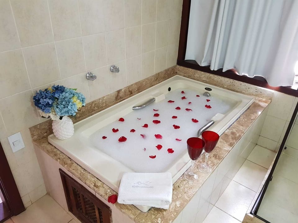 Master Double Room Sea View | In-room safe, blackout drapes, free WiFi, bed sheets
