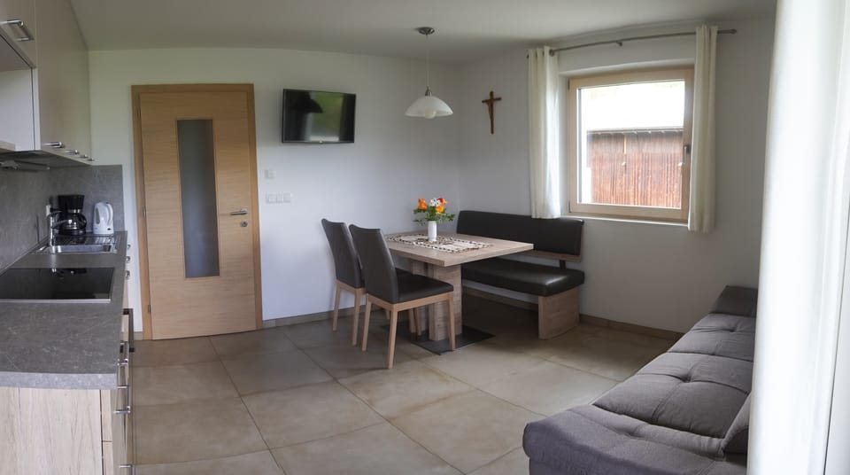 Superior Apartment | Private kitchen | Full-size fridge, oven, stovetop, dishwasher