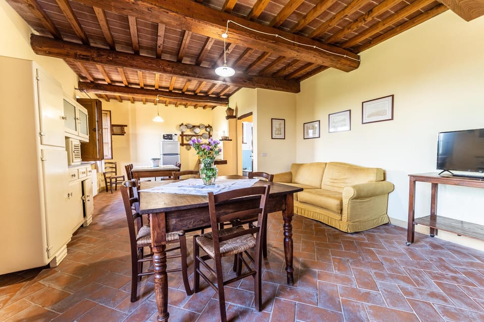 Deluxe Apartment (8+2 Frutteti) | Private kitchen | Full-size fridge, microwave, oven, stovetop