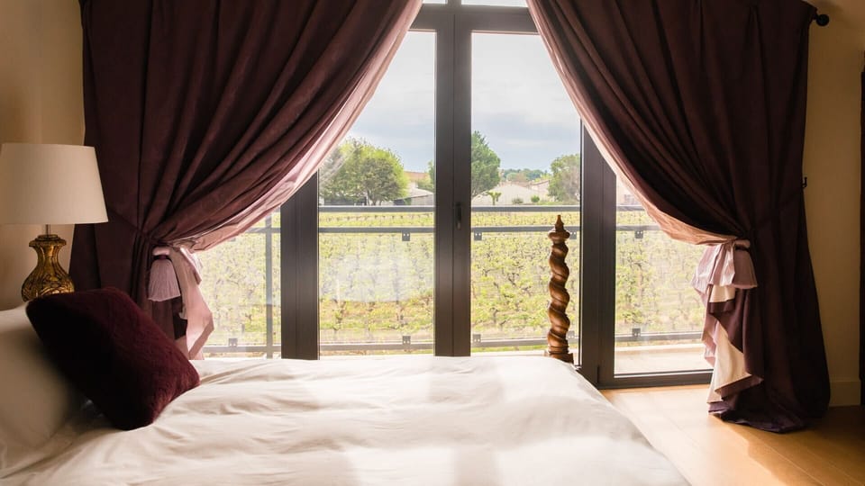 Deluxe Double Room, 1 King Bed | Balcony