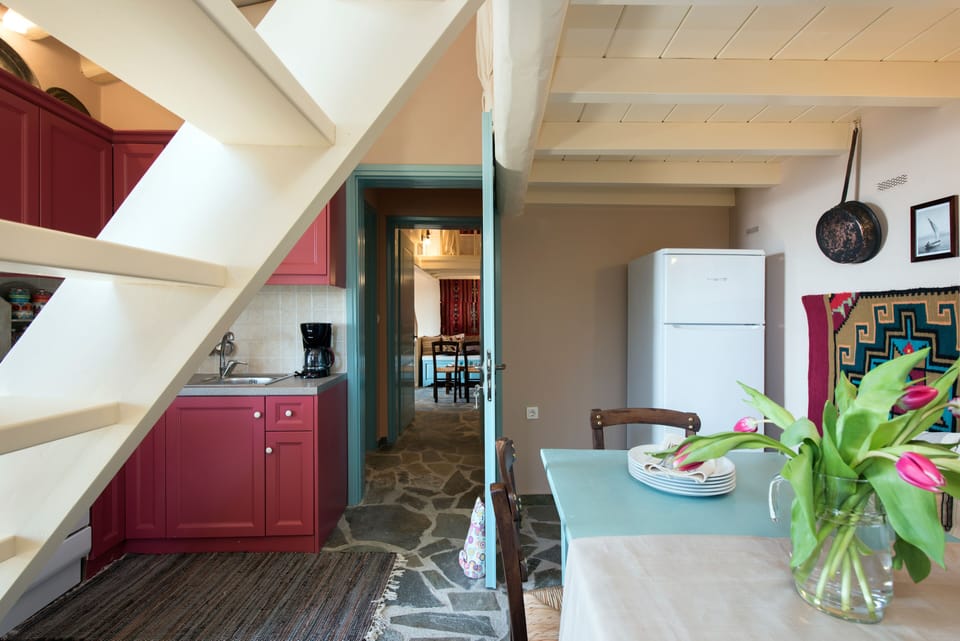 Apartment | Private kitchen | Full-size fridge, oven, stovetop, dishwasher