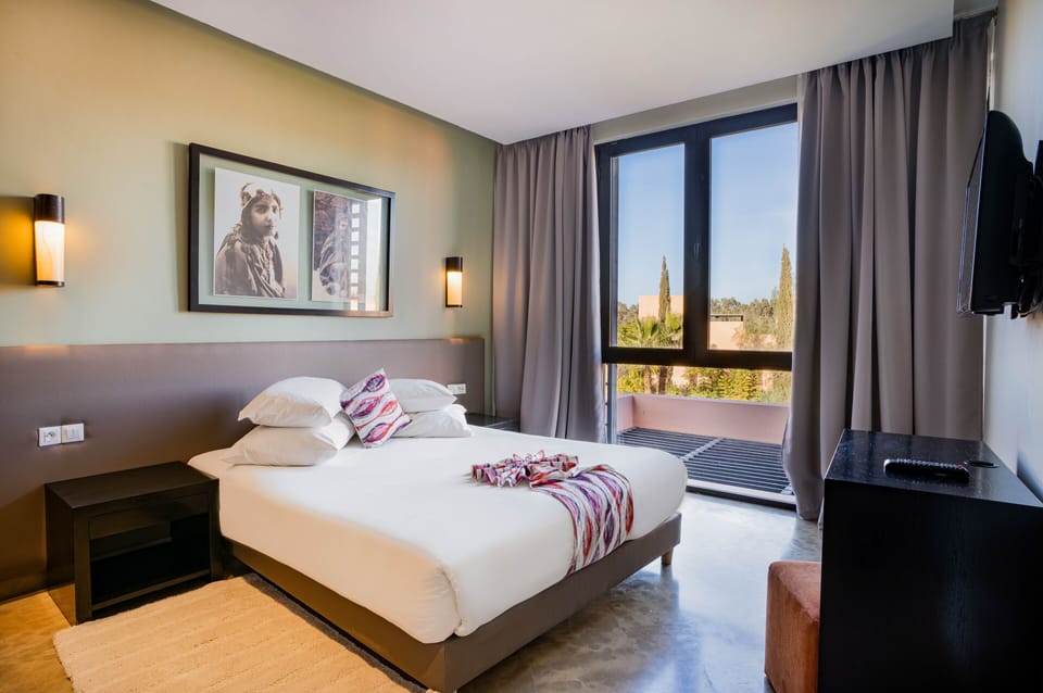 Deluxe Villa, 3 Bedrooms, Garden View | Premium bedding, Select Comfort beds, in-room safe, desk