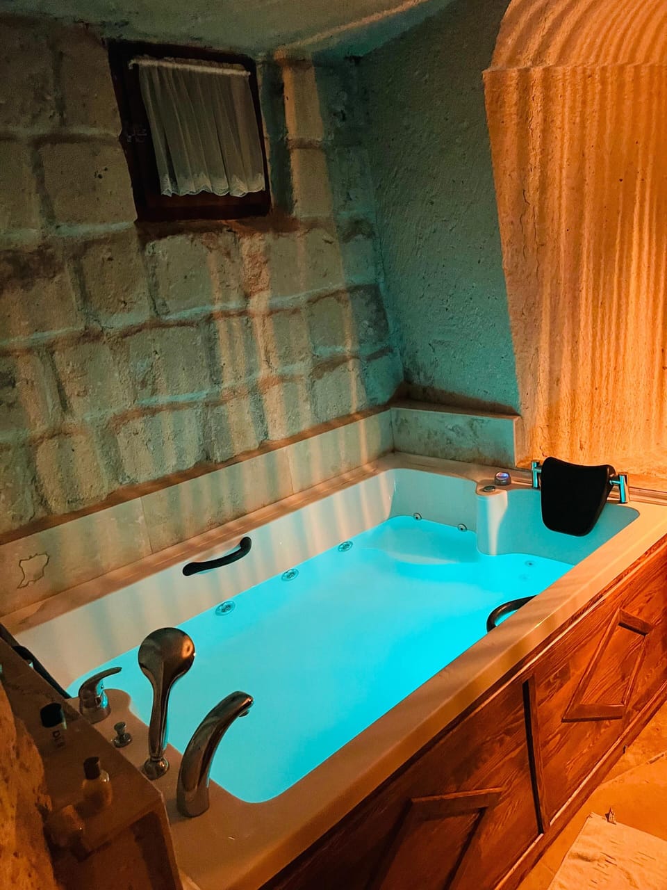 Royal Suite | Jetted tub