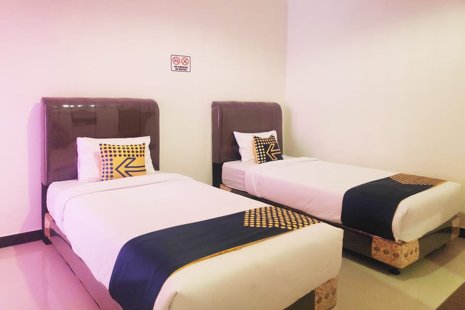 Standard Twin Room | Desk, WiFi (free)