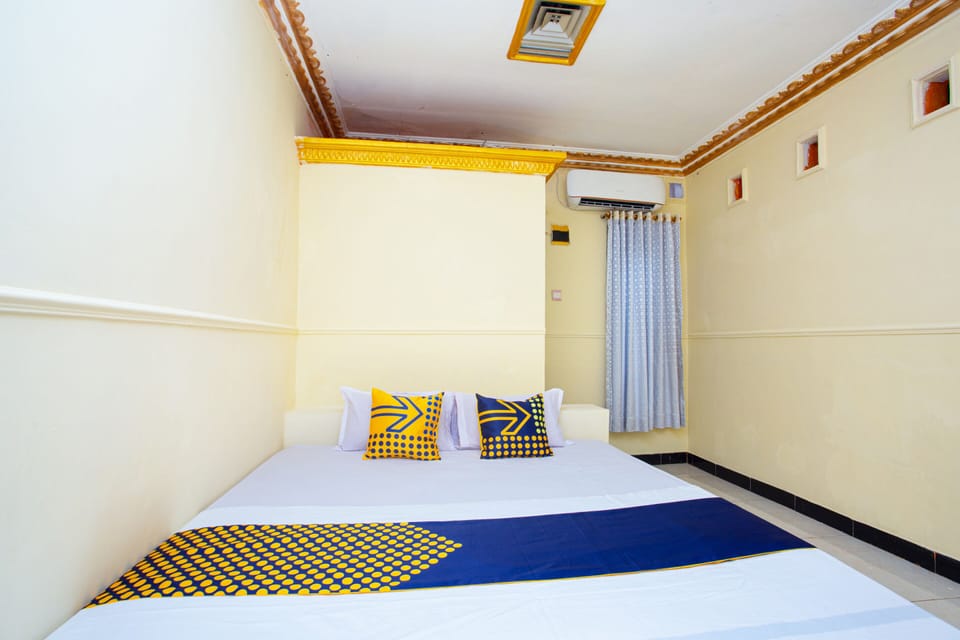 Double Room | Free WiFi, bed sheets