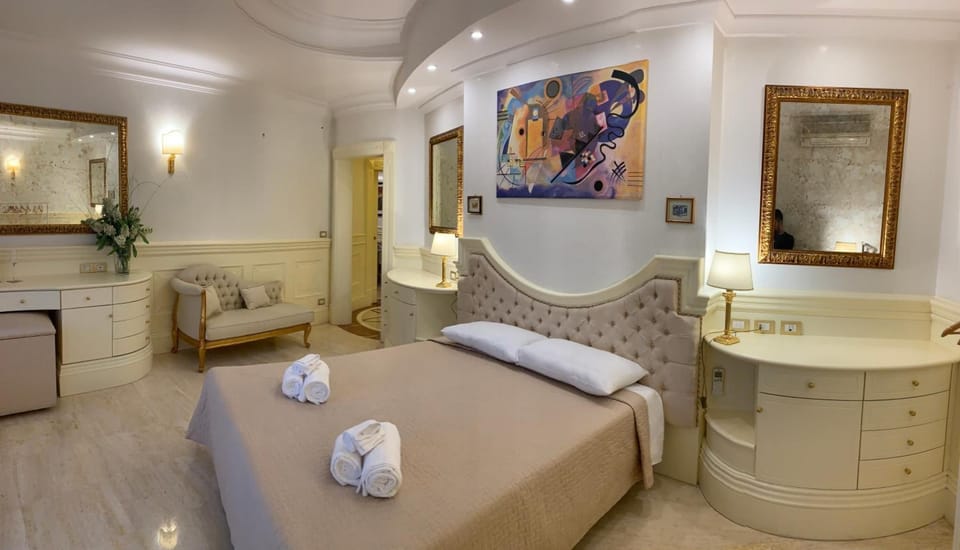 In-room safe, individually decorated, individually furnished, desk