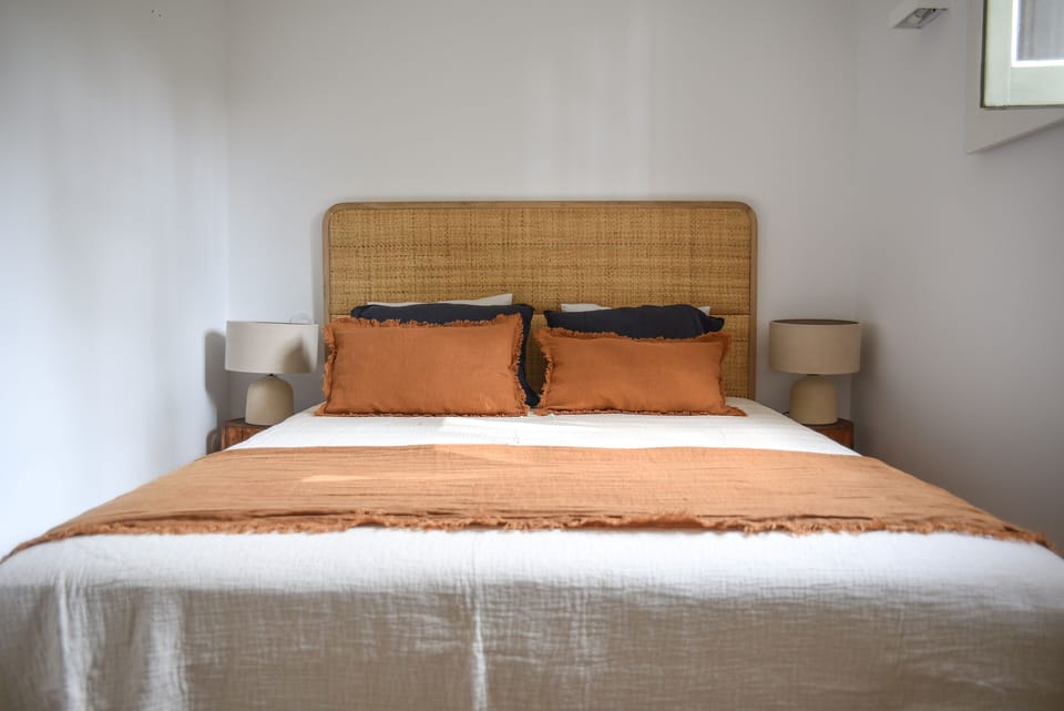 Cottage, 2 Bedrooms | Individually decorated, individually furnished, soundproofing, WiFi