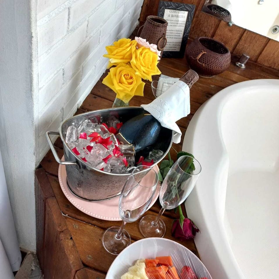 Fullness | In-room dining