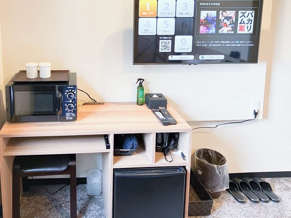 1 bedroom, desk, iron/ironing board, free WiFi