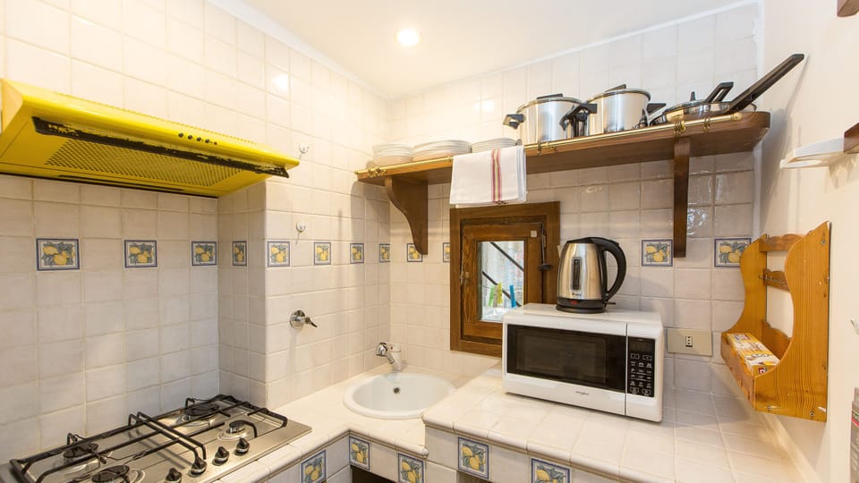 Apartment, 1 Bedroom | Coffee and/or coffee maker