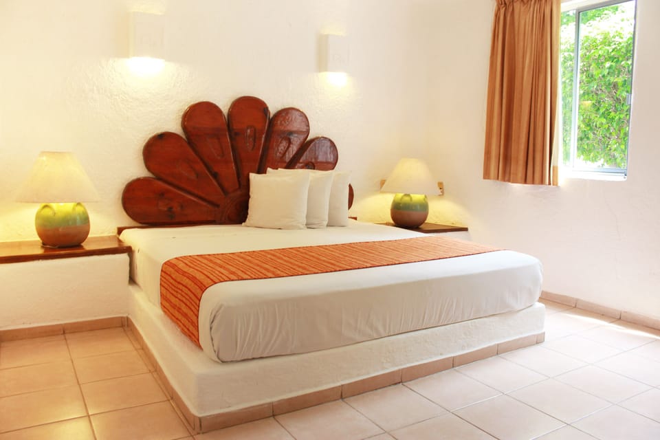 Iron/ironing board (on request), WiFi (free), bed sheets