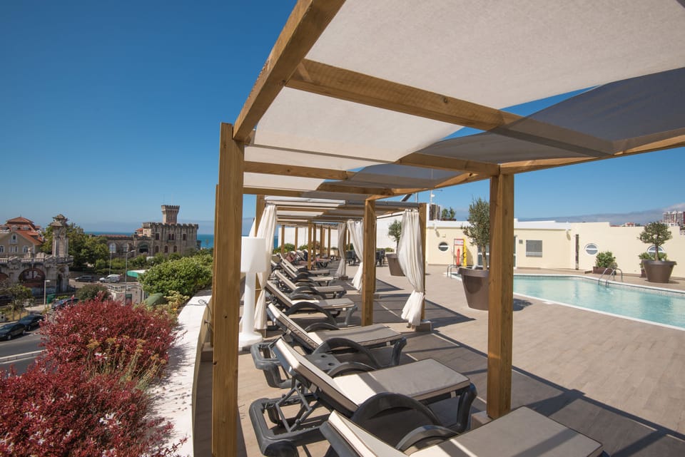 Sundeck