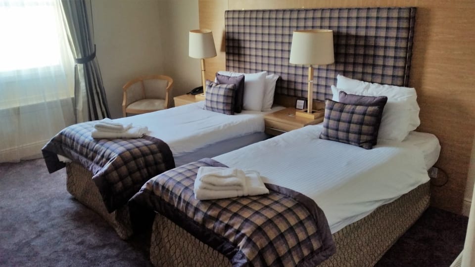 Twin Room | Premium bedding, desk, iron/ironing board, free WiFi