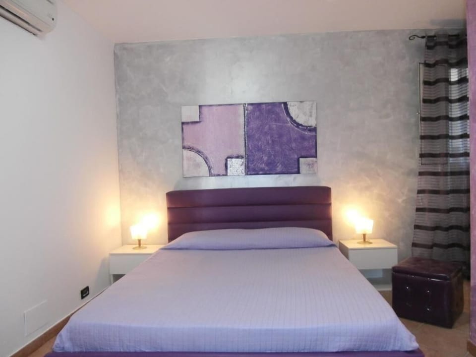 Single Room | Desk, free WiFi, bed sheets