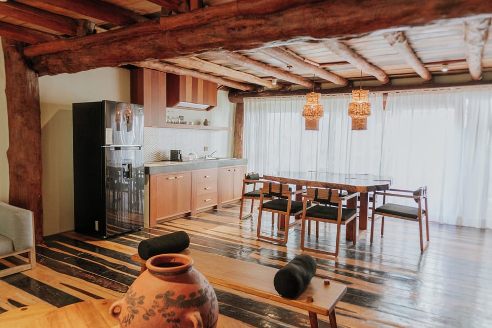 Palma Real Suite - Deluxe Suite | Dining room