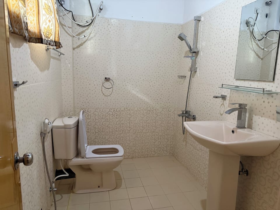Oviya Guest Bed and Breakfast in Nuwara Eliya