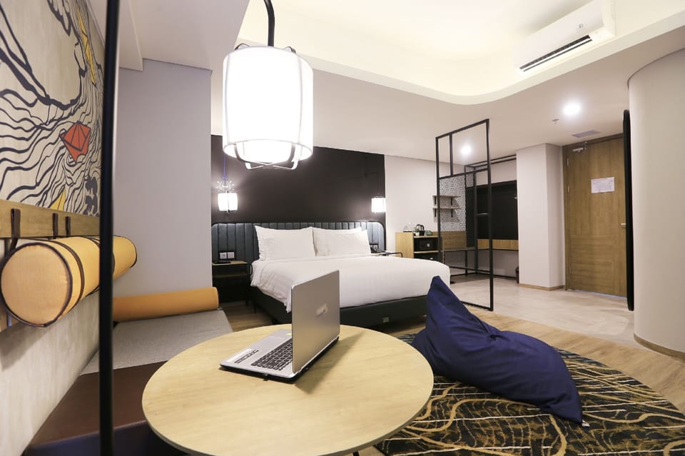 Executive Double Room | Desk, free WiFi, bed sheets