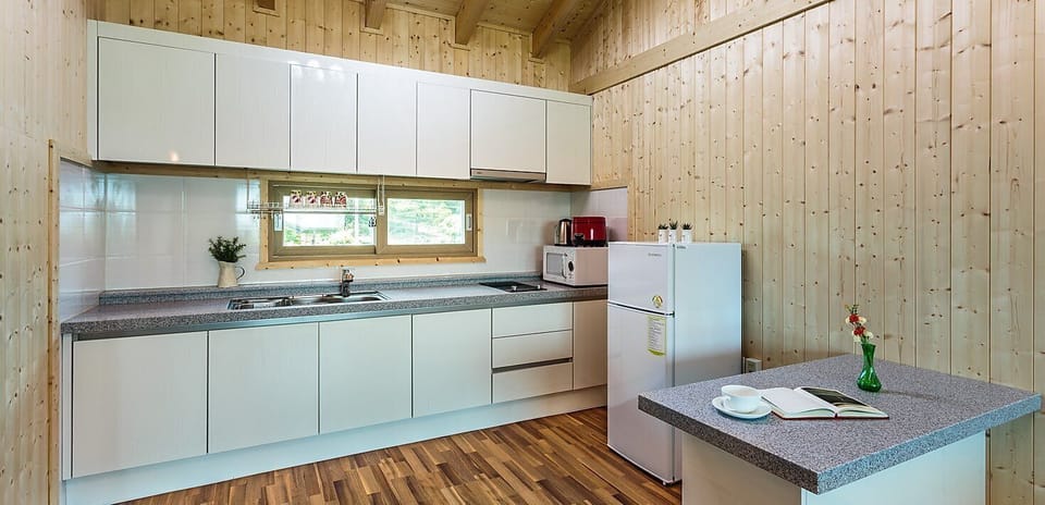 Private kitchenette