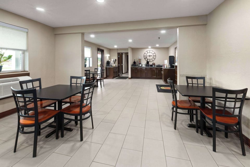 Free daily on-the-go breakfast