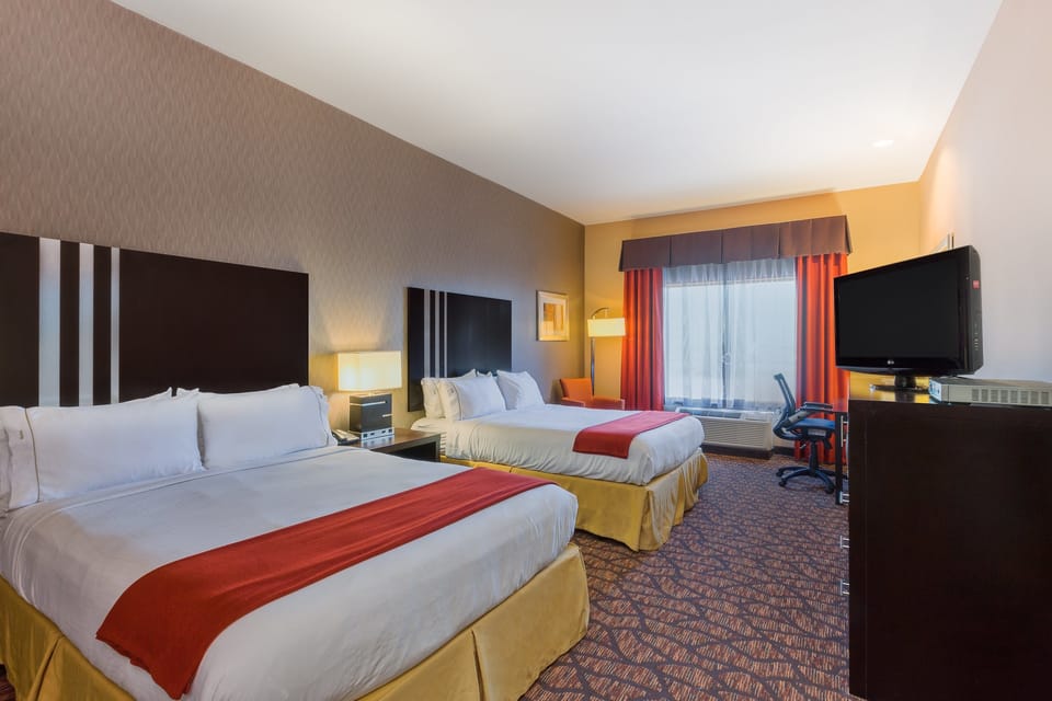In-room safe, desk, iron/ironing board, free cribs/infant beds
