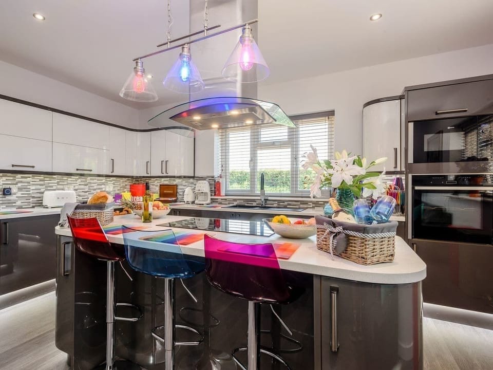 Exclusive Villa | Private kitchen | Full-size fridge, microwave, oven, stovetop