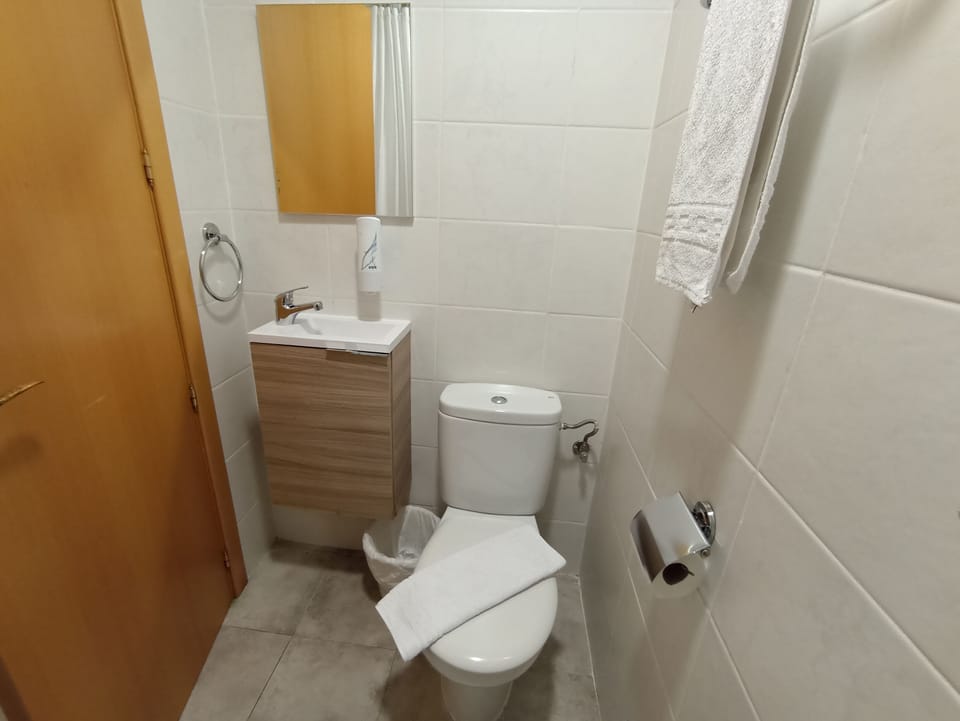 CH Murallas II Bed and Breakfast in Madrid