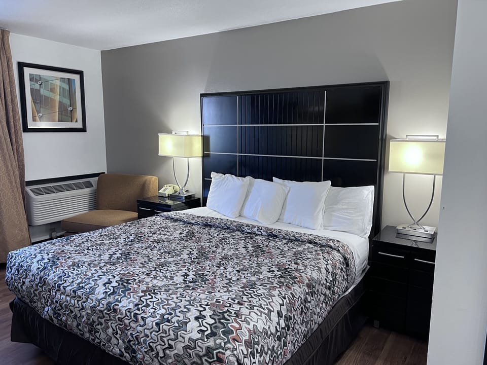 Iron/ironing board, free WiFi, bed sheets, alarm clocks