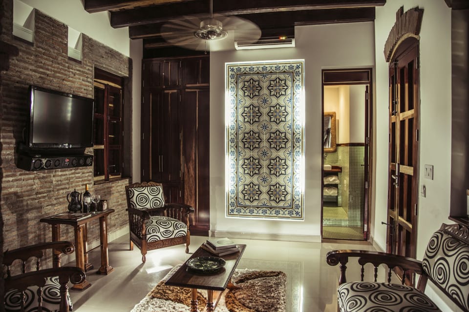 Suite, Private Pool | Bathroom | Shower, designer toiletries, hair dryer, bathrobes