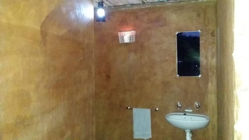 Traditional Double Room (Etoko) | Bathroom | Shower, towels, toilet paper