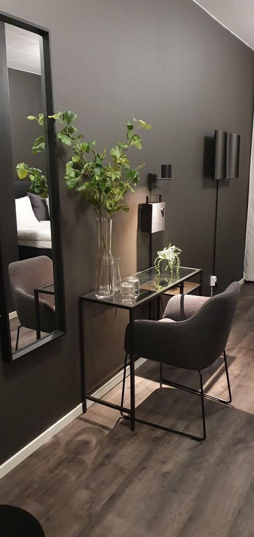 Classic Double Room (Medium) | Individually decorated, desk, blackout drapes, iron/ironing board