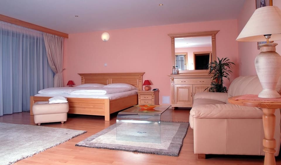 Iron/ironing board (on request), WiFi (free), bed sheets