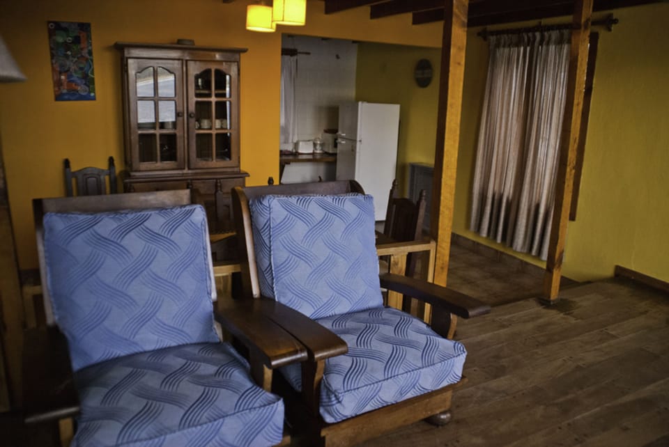 Apartment, 2 Bedrooms | Living room | 29-inch TV with satellite channels, DVD player, pay movies