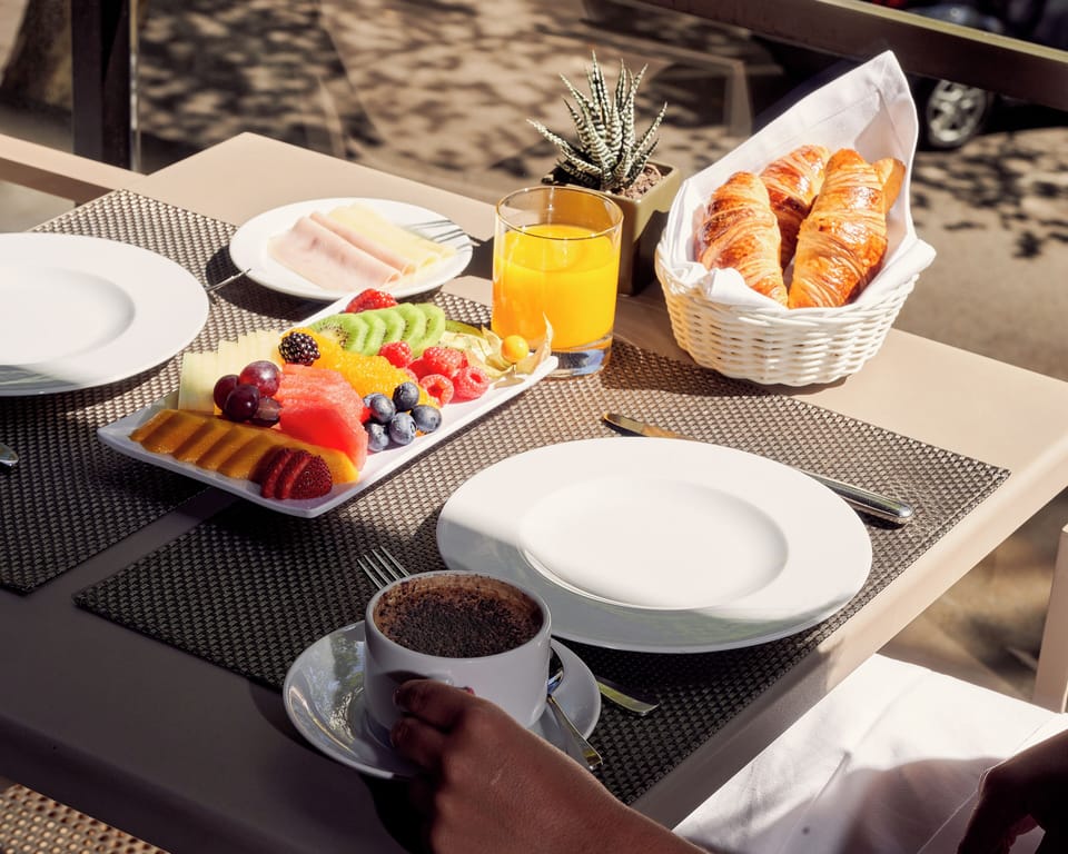 Breakfast meal