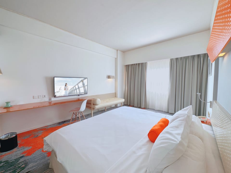 Minibar, in-room safe, desk, soundproofing