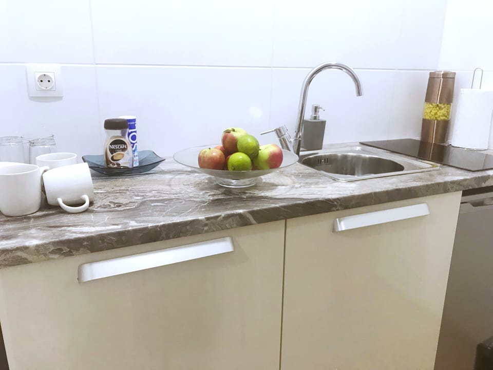 Standard Studio | Private kitchenette | Electric kettle