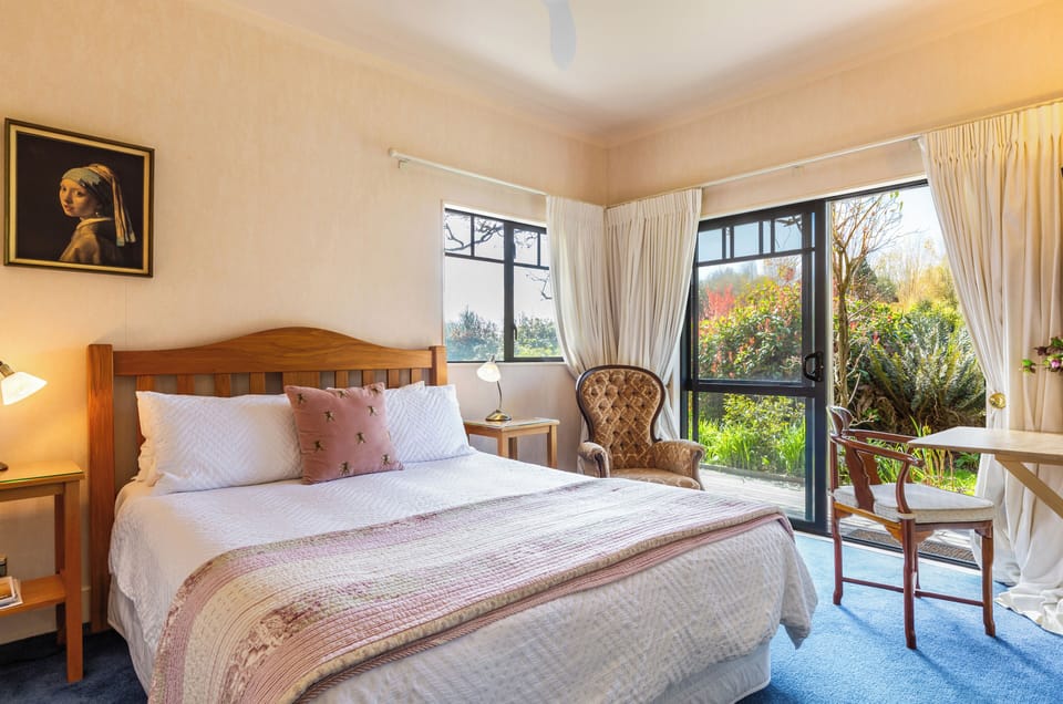 Deluxe Double Room | Premium bedding, in-room safe, individually decorated