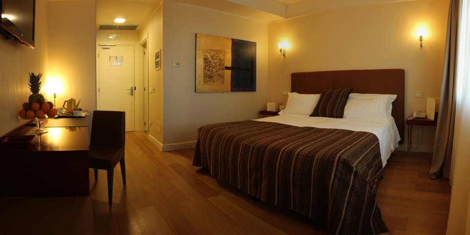 Minibar, in-room safe, soundproofing, free cribs/infant beds