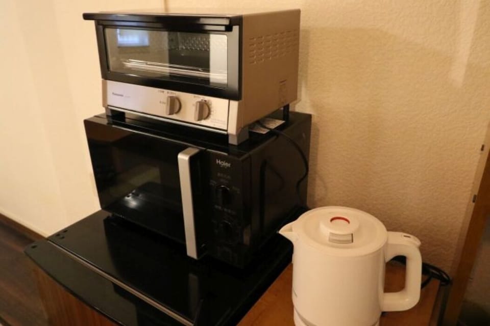 Family House | Microwave