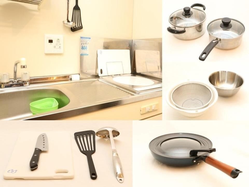 Family House | Shared kitchen facilities | Fridge, microwave, stovetop, electric kettle