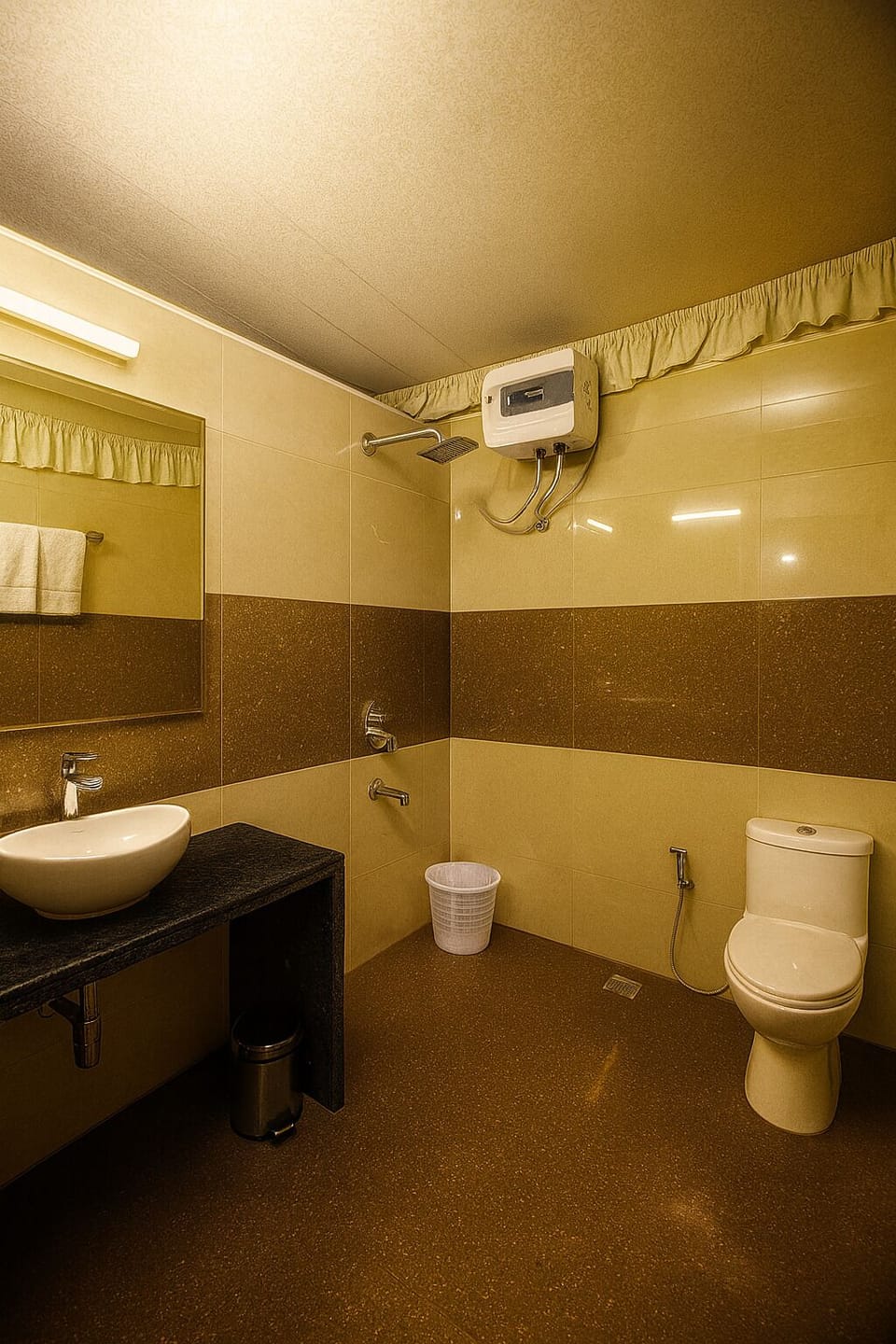 Deluxe Cottage | Bathroom | Shower, towels