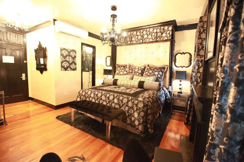 Premium bedding, pillowtop beds, in-room safe, individually decorated