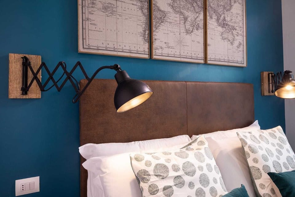 Exclusive Room | Down comforters, desk, free WiFi, bed sheets