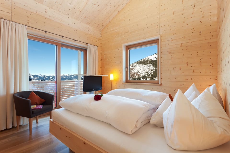 Deluxe Double Room, Balcony, Mountain View | Premium bedding, in-room safe, individually decorated