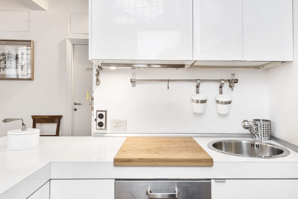 Apartment, 2 Bedrooms | Private kitchen | Full-size fridge, stovetop, dishwasher, espresso maker