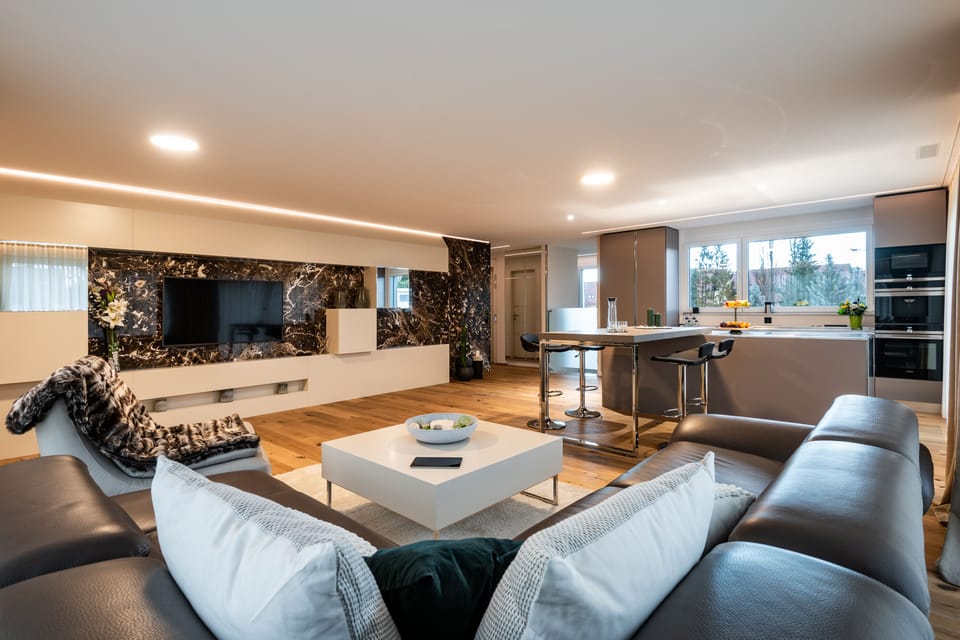 Suite (Penthouse) | Living area | Flat-screen TV