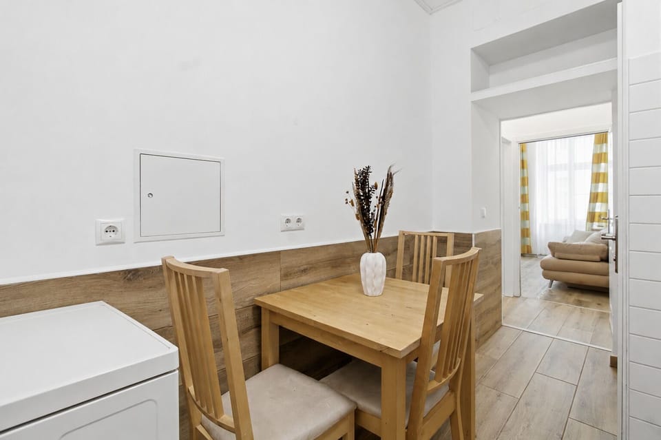 Comfort Double Room, Non Smoking, Kitchen | Private kitchen | Mini-fridge
