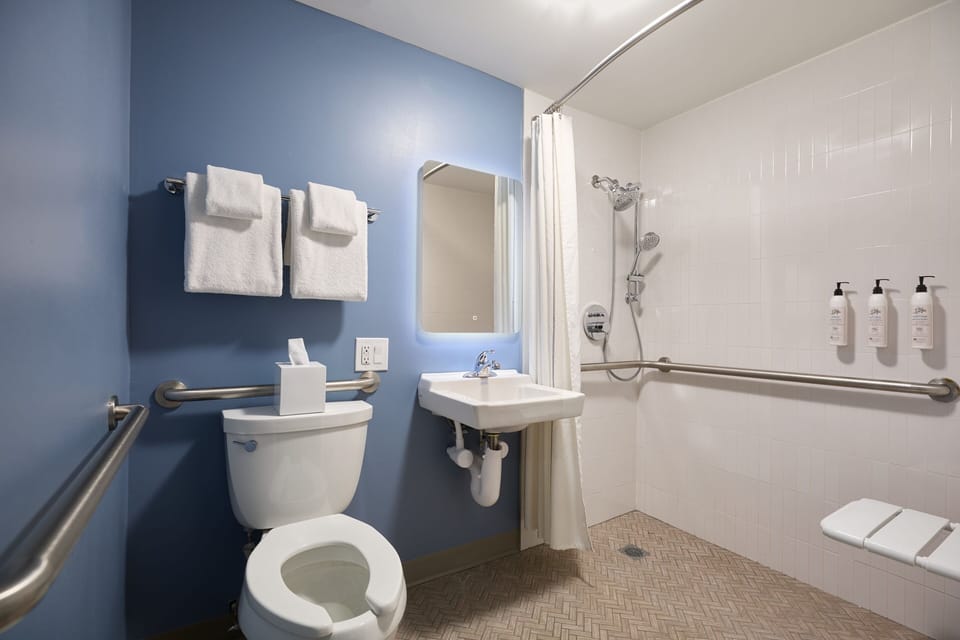 Delta Hotels by Marriott New York Times Square Hotel in Midtown