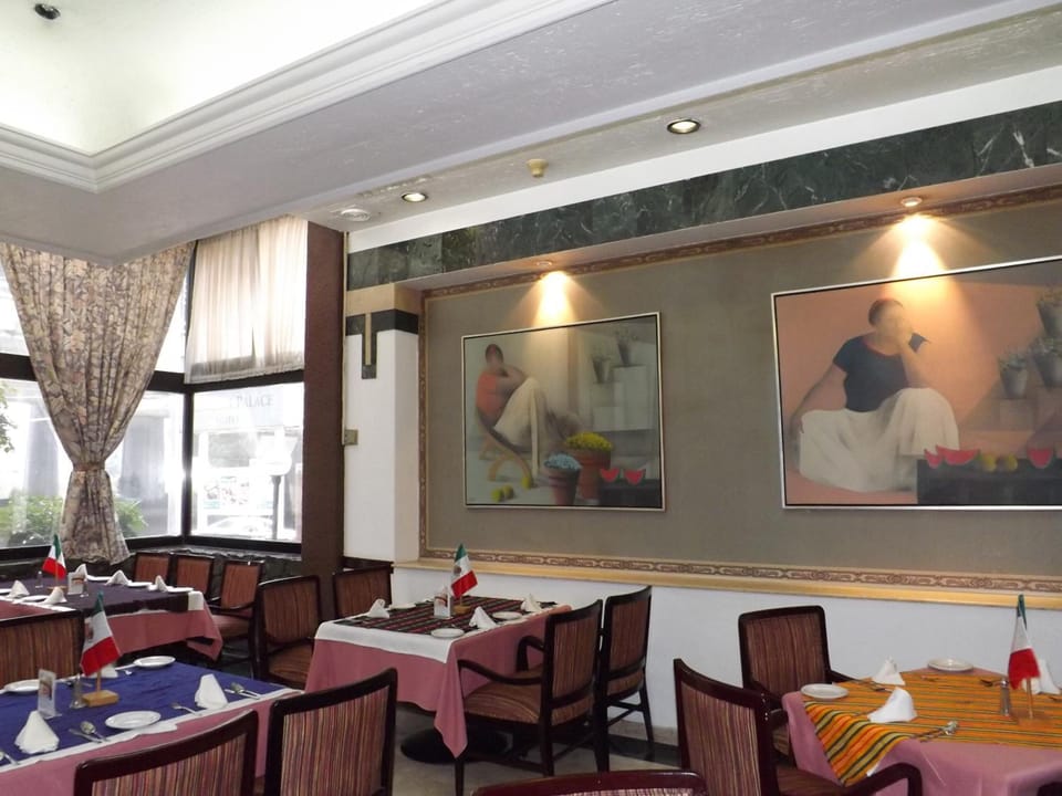 Breakfast, lunch, dinner served; international cuisine 