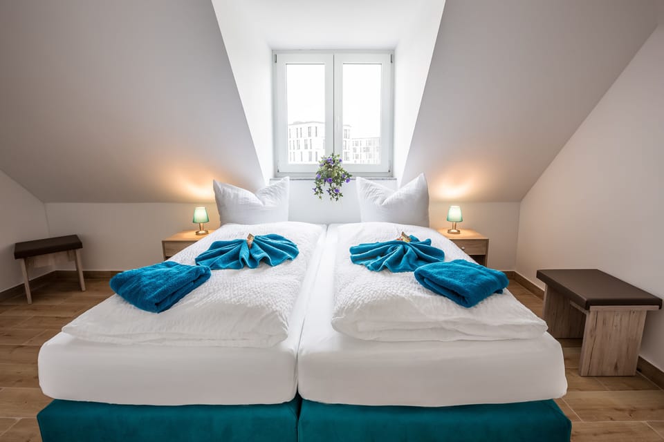 Apartment, 2 Bedrooms | Egyptian cotton sheets, premium bedding, Select Comfort beds, desk