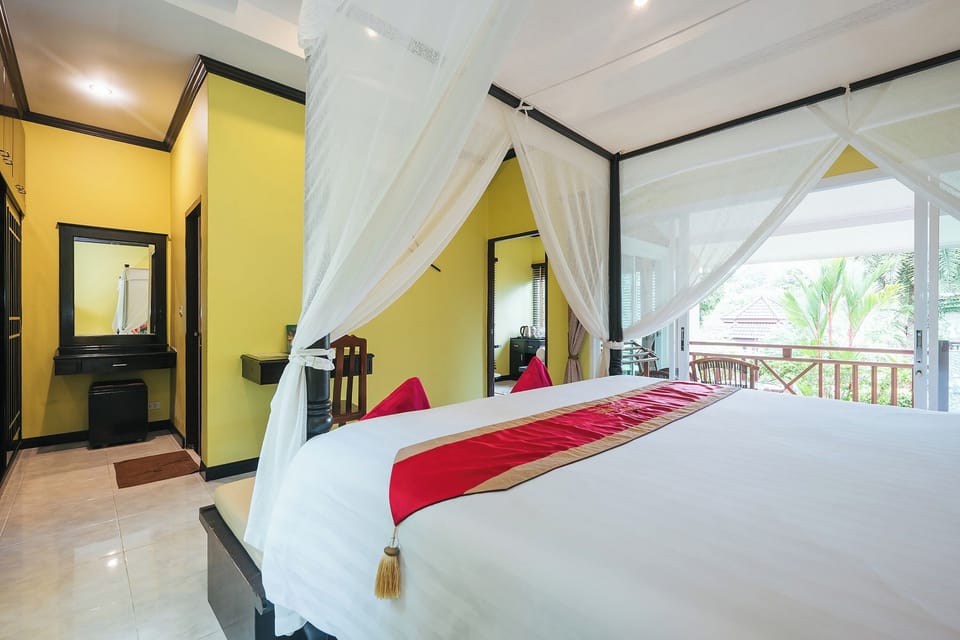 Pool View One Bedroom Villa | Minibar, desk, blackout drapes, free WiFi